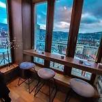 View Deluxe Hotel