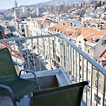 View Deluxe 4*