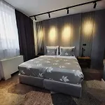 Hotel View Deluxe 4*