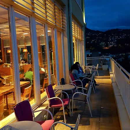 View Deluxe 4*