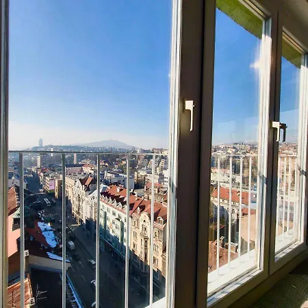 View Deluxe Hotel 4*