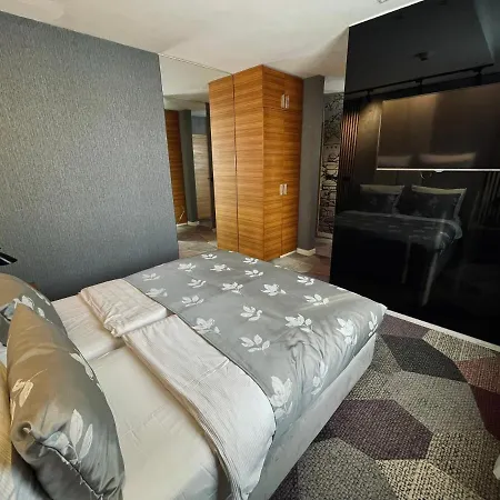 View Deluxe Отель 4*