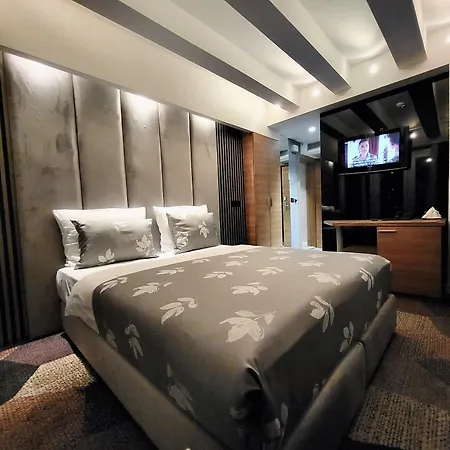 View Deluxe Отель 4*
