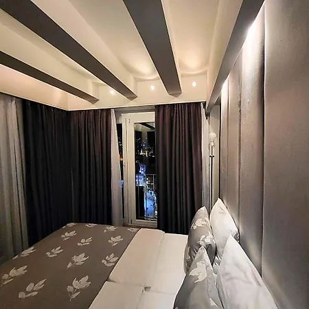 Отель View Deluxe 4*