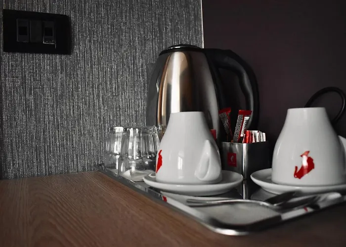 View Deluxe Hotel 4*